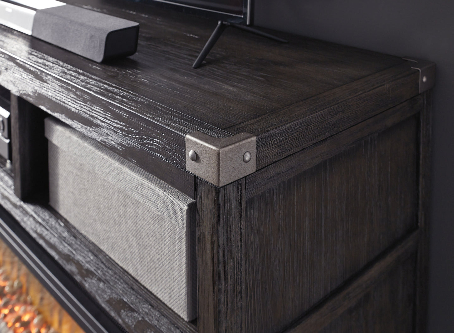 Mueble de TV LG Todoe con opción de chimenea