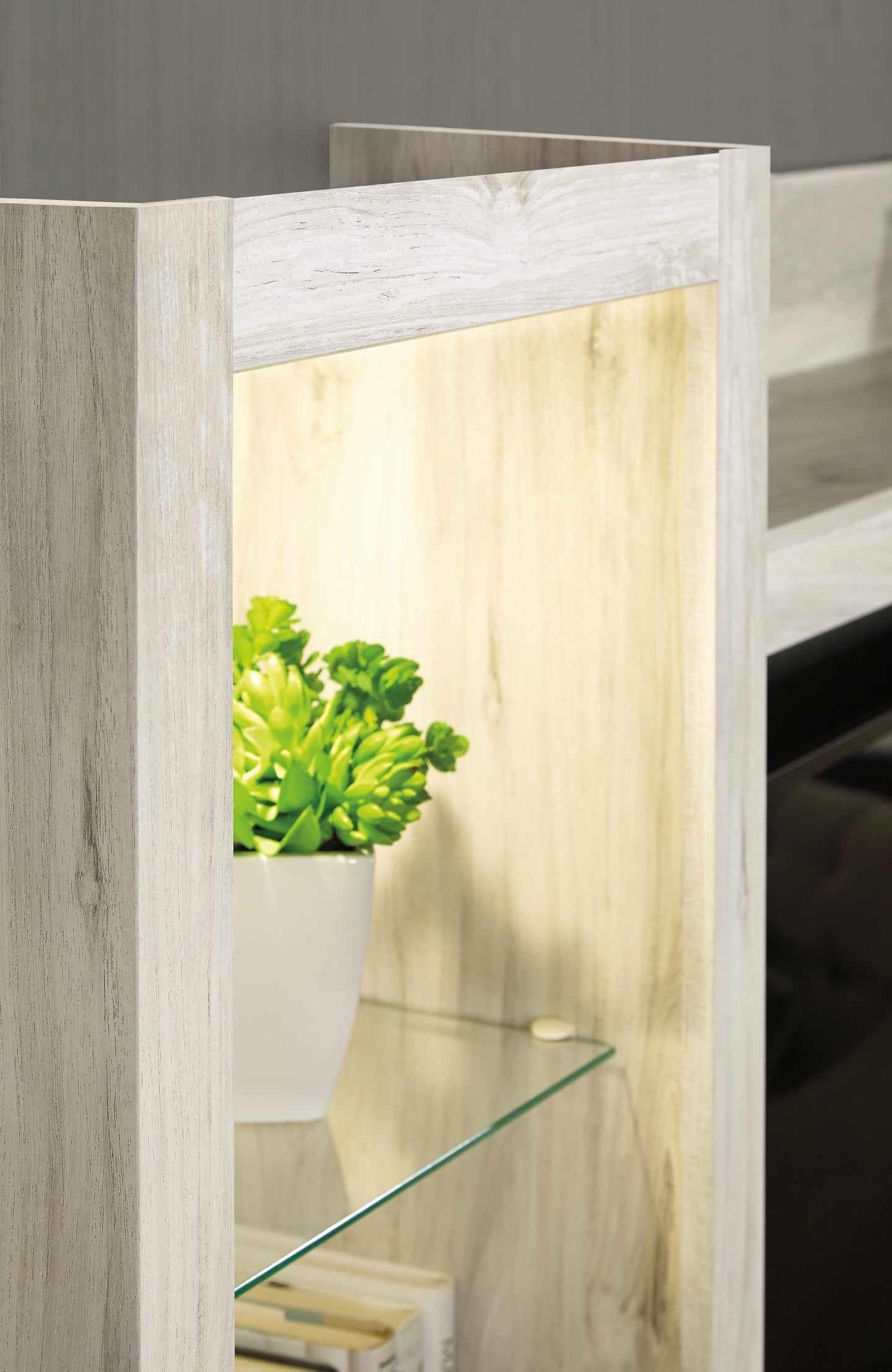 Centro de entretenimiento de 4 piezas Bellaby con chimenea eléctrica