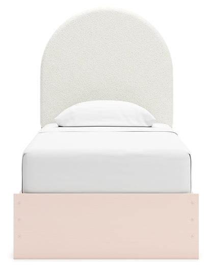 Cama doble tapizada con paneles y espacio de almacenaje Wistenpine