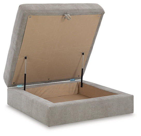 Otomana Aslan Court con espacio de almacenamiento