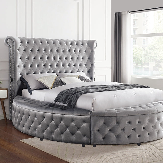 Sansom - E.King Bed