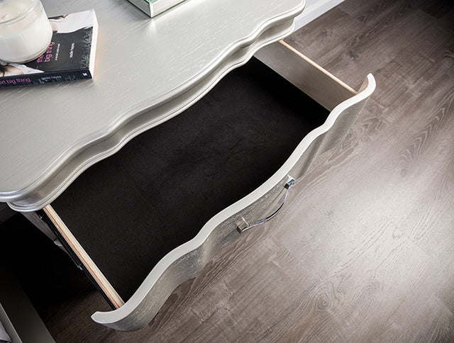 Melodi Parc - Night Stand