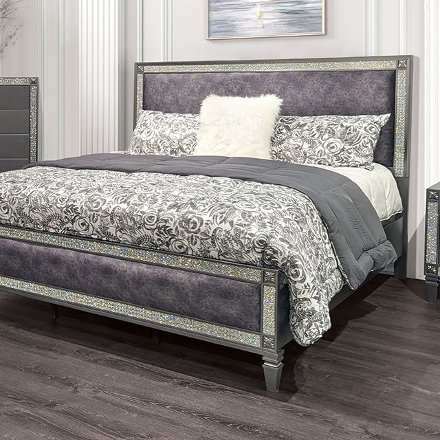 Titania - Queen Bed