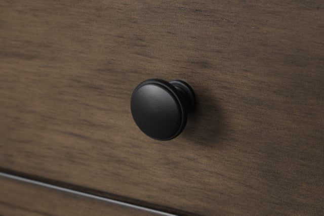 Huddersfield - Dresser