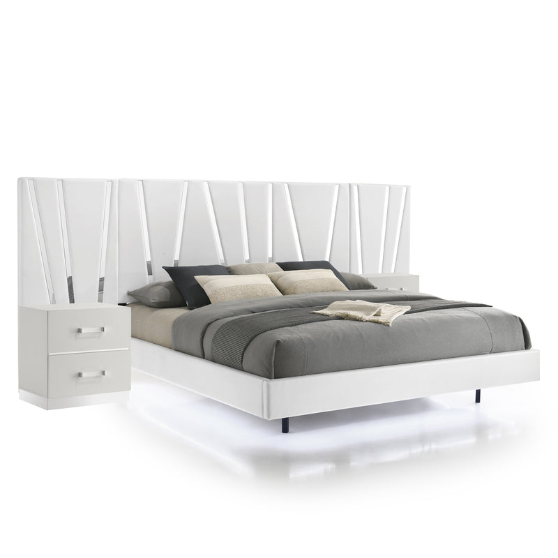 EUROPA - 6/0 WK BED WITH 2 NS & PANELS