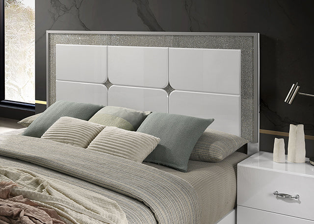 Stoholm - 5 Pc Queen Bedroom Set