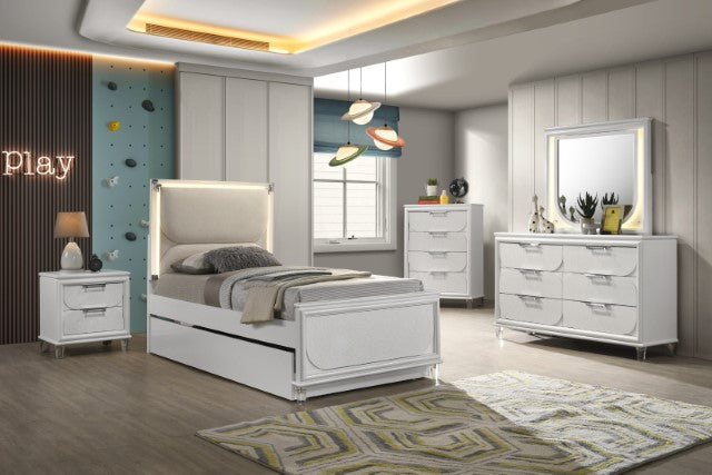 Lareina - 4 Pc Full Bedroom Set