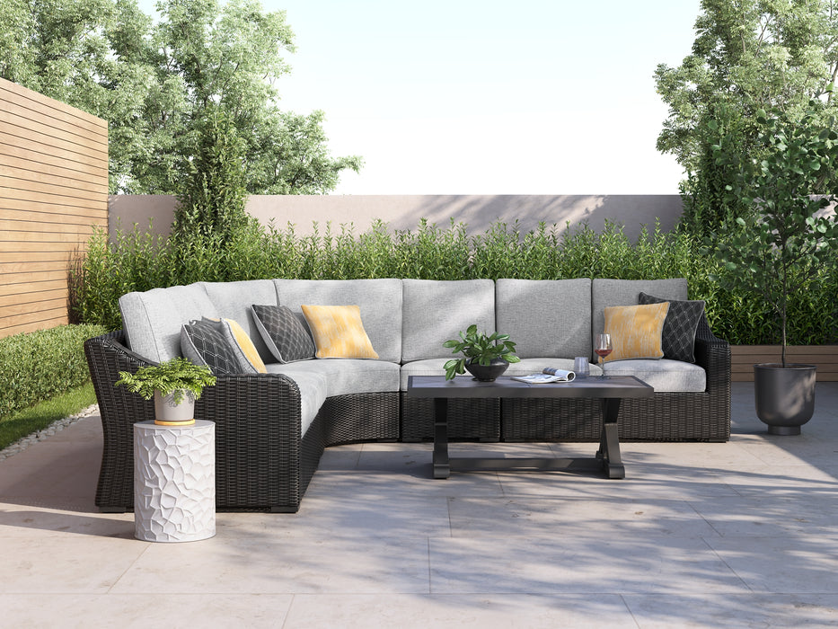 Beachcroft 5-Piece Outdoor Sectional