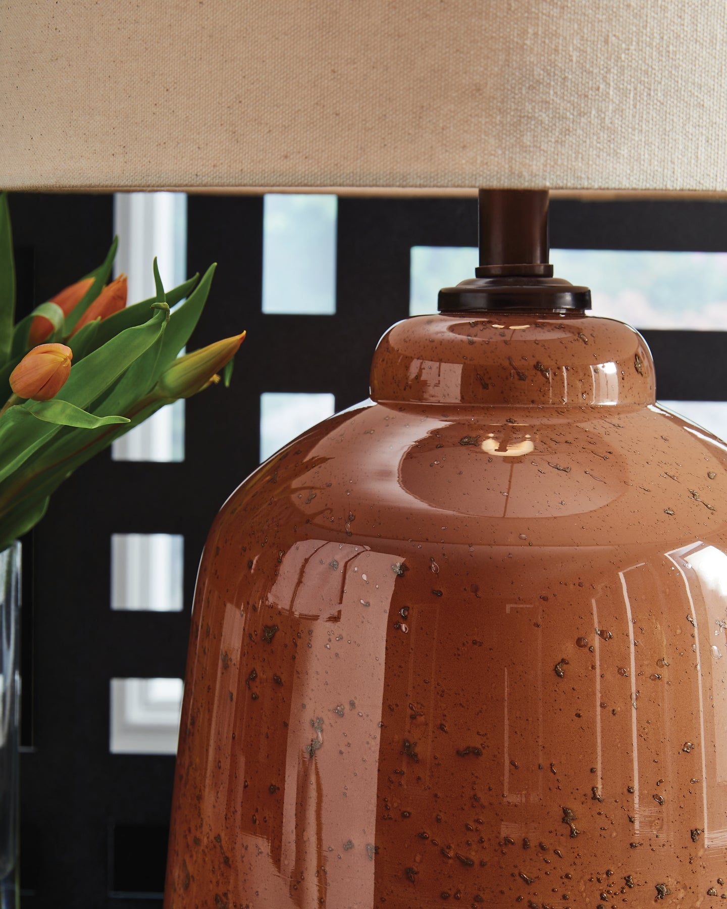 Aaleahya Glass Table Lamp (1/CN)