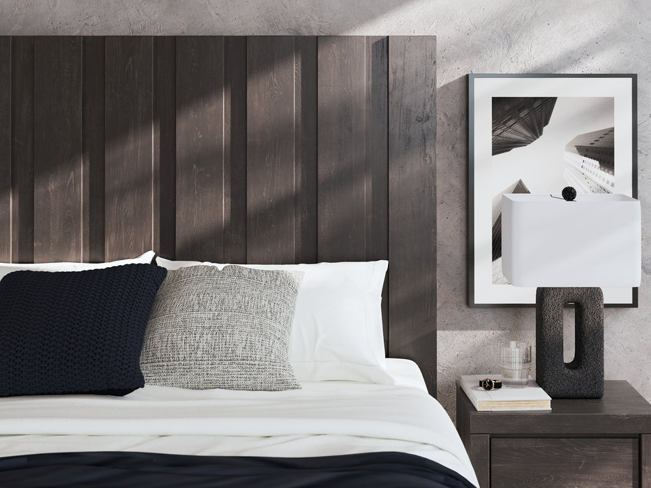 Fraluna King Panel Bed, Dresser, Mirror and Nightstand