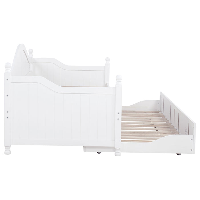 Julie Ann Wood Twin Daybed with Trundle White
