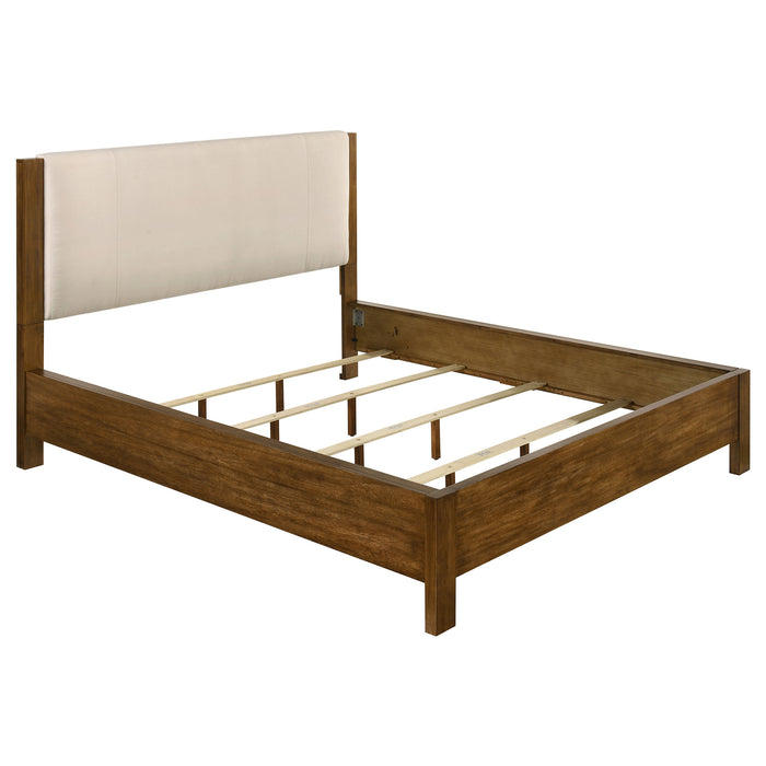 Adderley 4-piece California King Bedroom Set Warm Brown