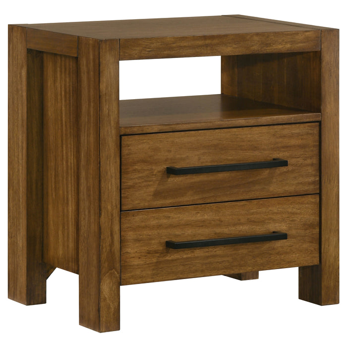 Adderley 4-piece Queen Bedroom Set Warm Brown