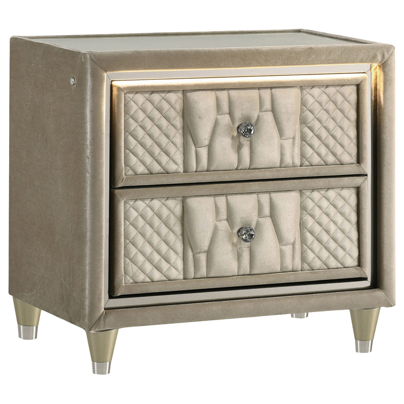 Lorient 4-piece California King Bedroom Set Ivory and Camel