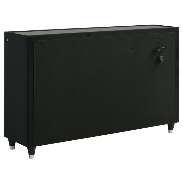 Lorient 5-piece California King Bedroom Set Black