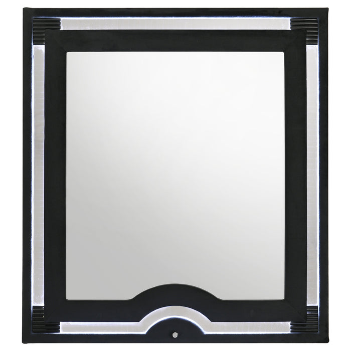 Ravenne 5-piece Velvet Upholstered Queen LED Bedroom Set Black