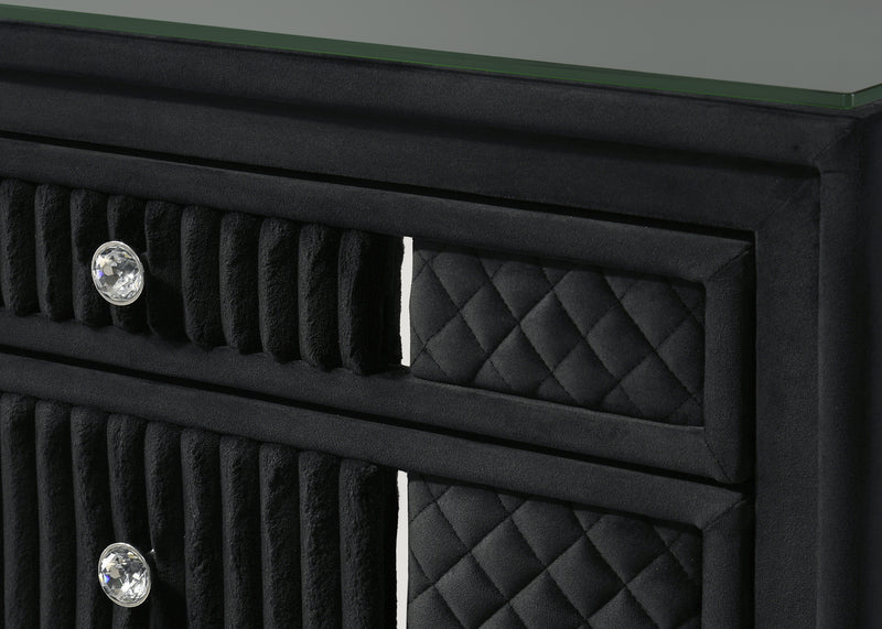 ARMANY CHEST