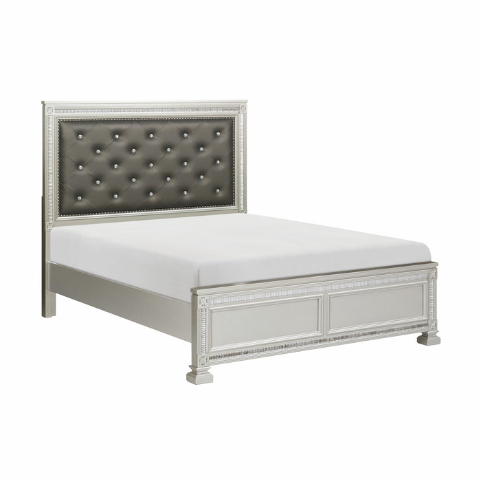 Bevelle - (3)Queen Bed