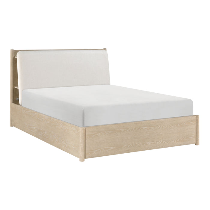 Matteo - (3) California King Platform Bed with Footboard Storage