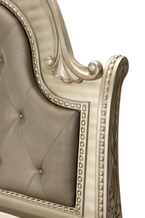 Cavalier - (4) Queen Bed