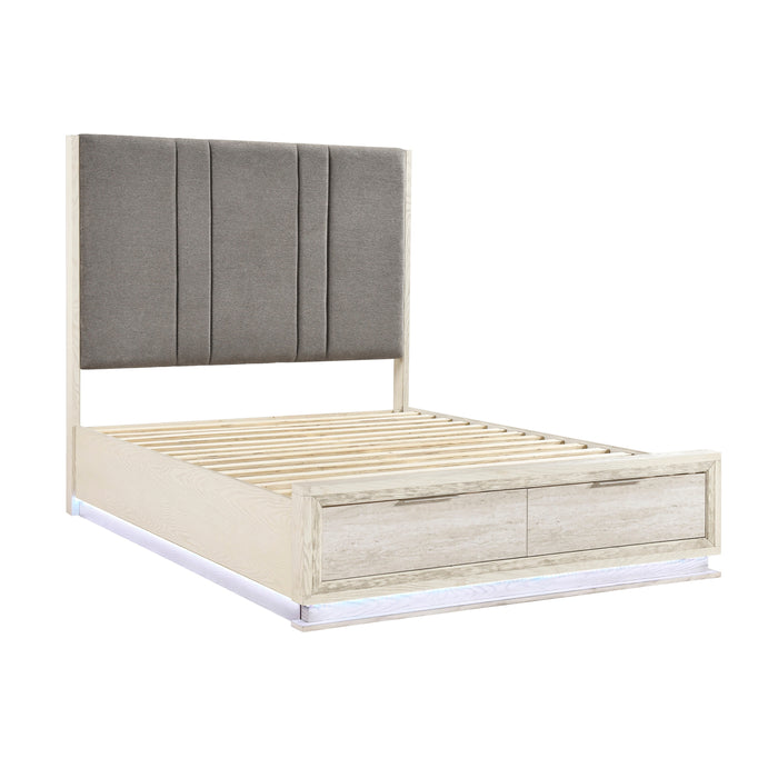 Noctis - (3) California King Platform Bed with Footboard Storage