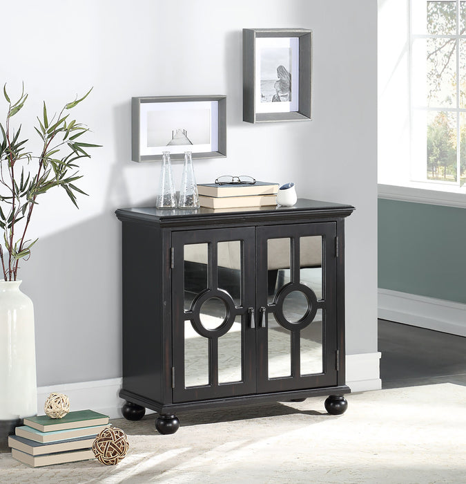 Poppy - Accent Chest