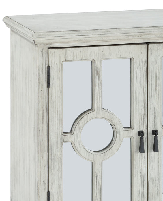 Poppy - Accent Chest