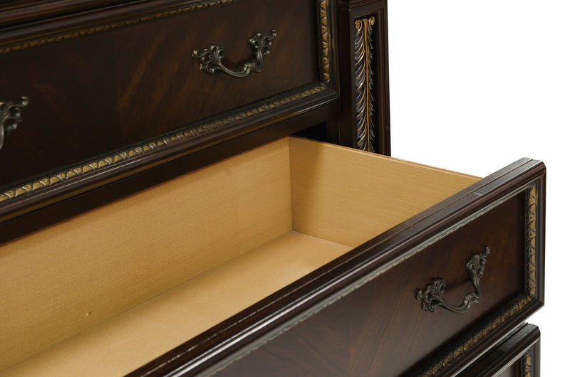 Catalonia - Chest