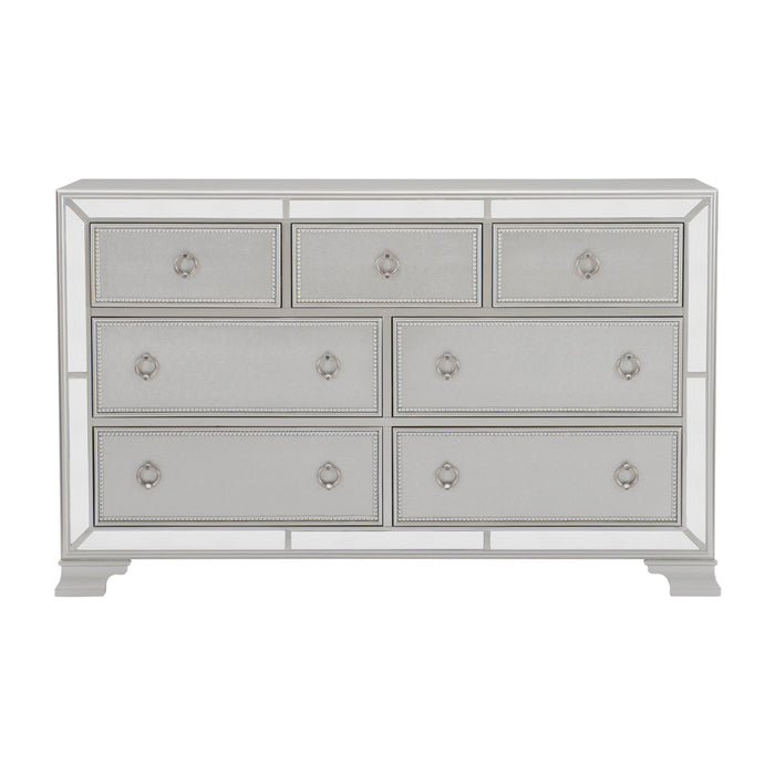 Avondale - Dresser