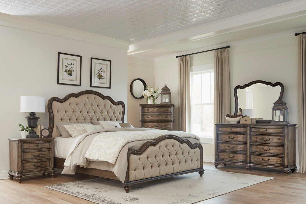 Heath Court - DRESSER