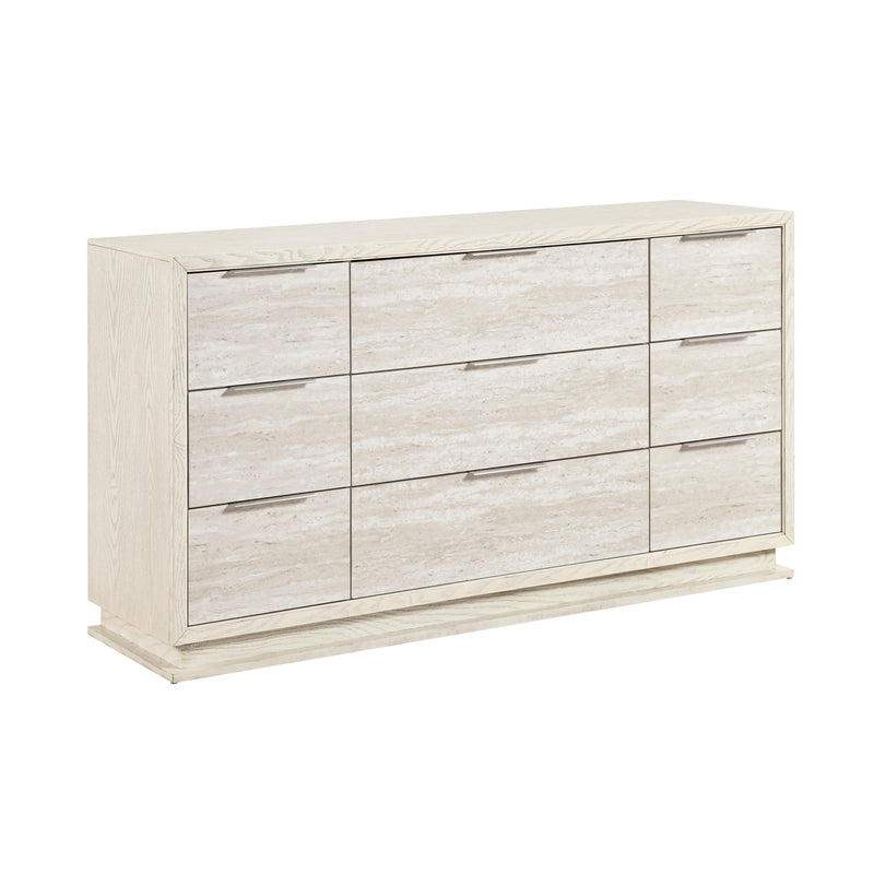 - Dresser