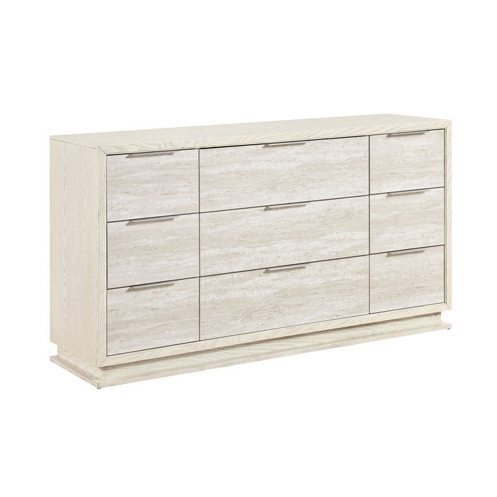 - Dresser