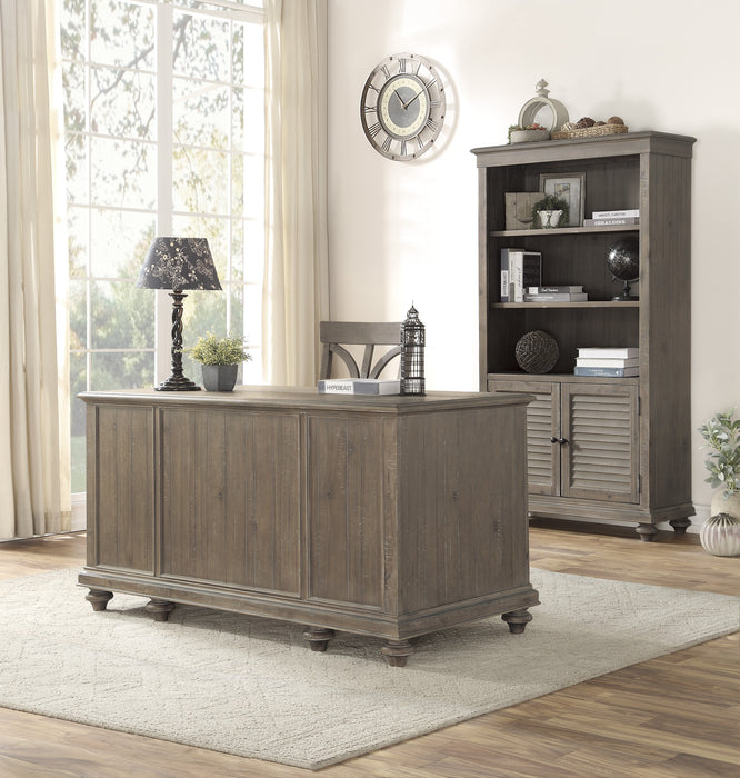 Cardano - Executive Desk