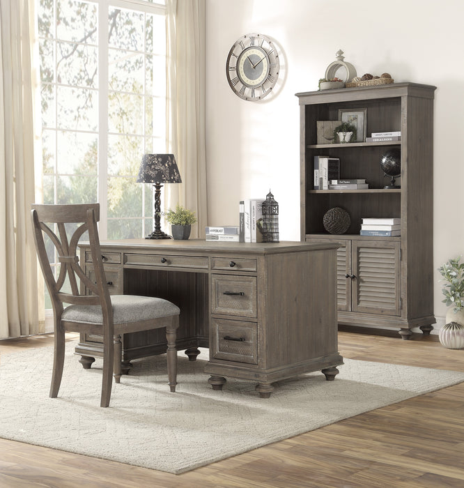 Cardano - Executive Desk