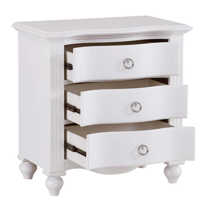 Meghan - Night Stand