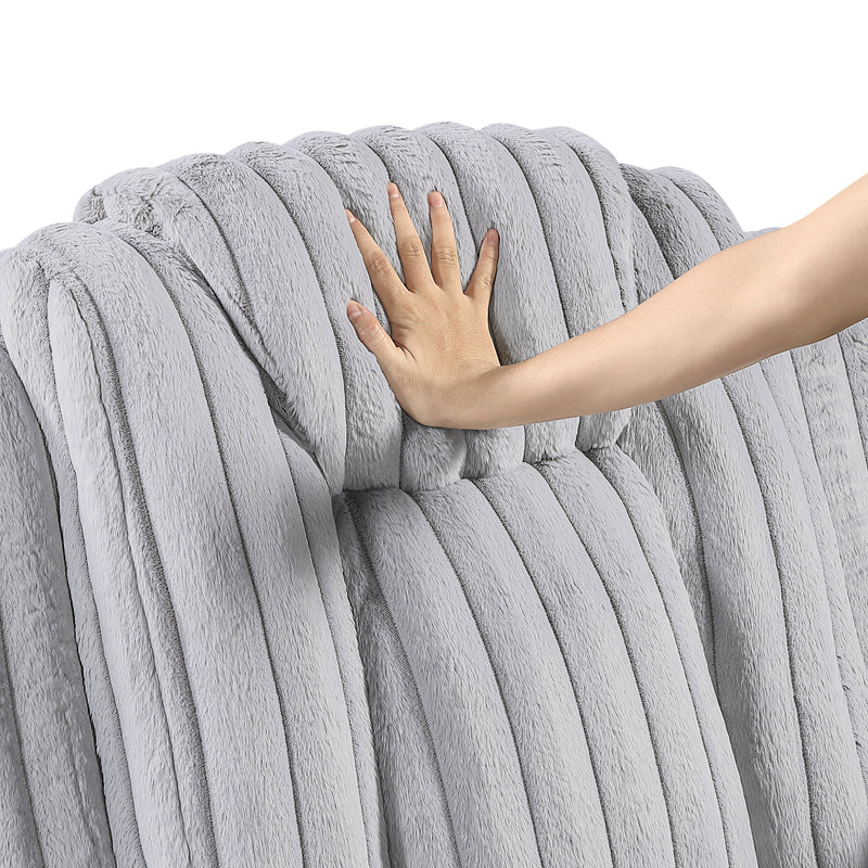 Phyllis - Double Reclining Sofa with Cup Holders