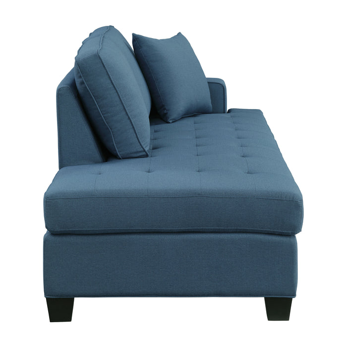 - Chaise