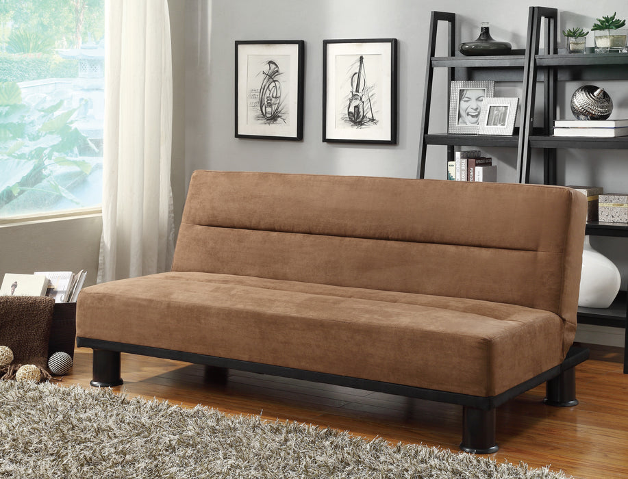 Callie - Elegant Lounger