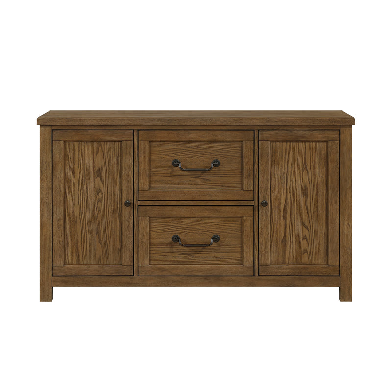 Wyatt - Buffet/Server