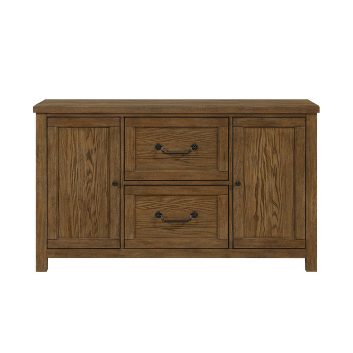 Wyatt - Buffet/Server