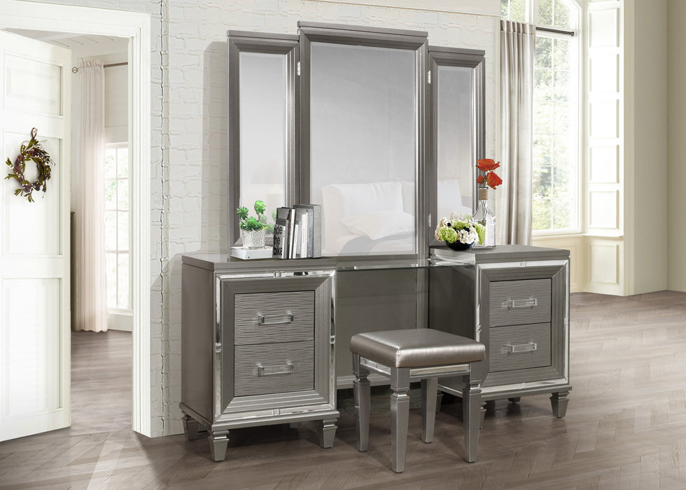 Tamsin - (3) Dressing Table with Mirror