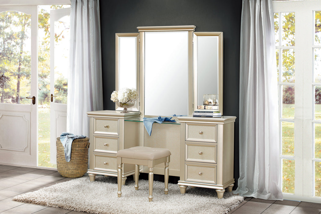Celandine - (3) Dressing Table with Mirror