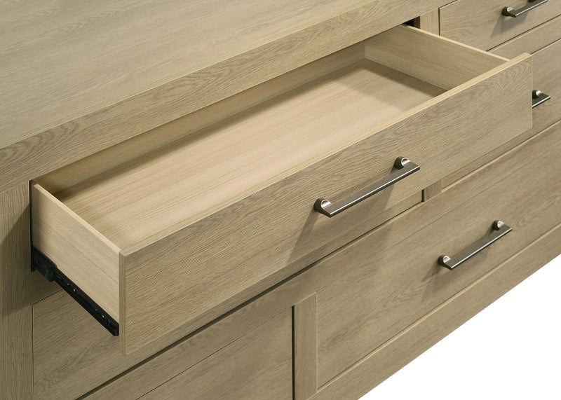 Hendricks 5-piece Eastern King Bedroom Set Light Oak