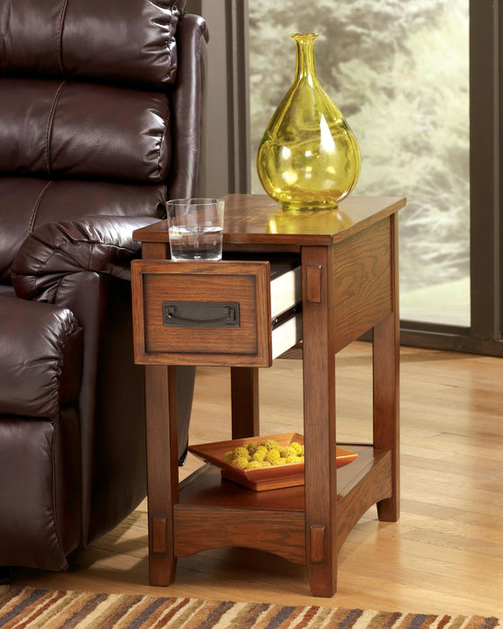 Mesa auxiliar con silla Breegin