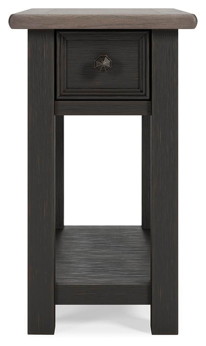 Mesa auxiliar con silla Tyler Creek