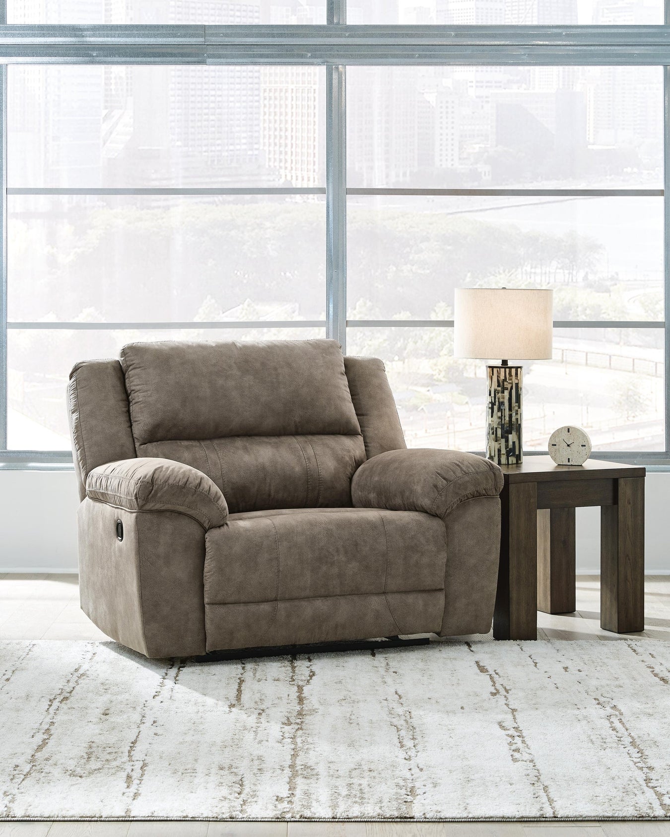 group:Laresview