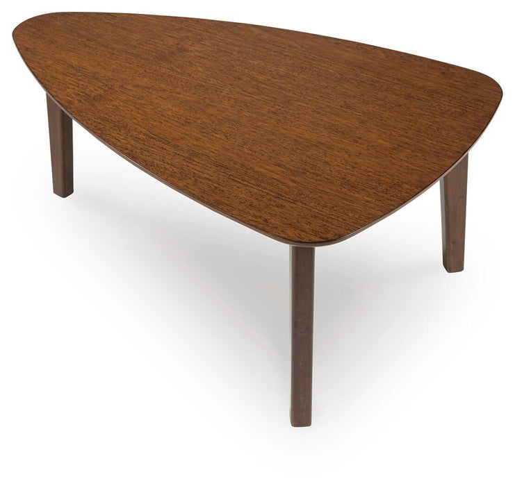 Lyncott Occasional Table Set (3/CN)