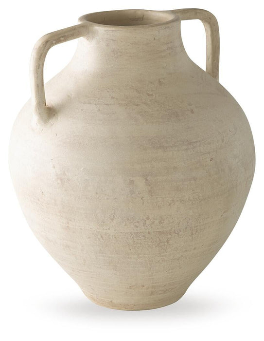 Justy Vase