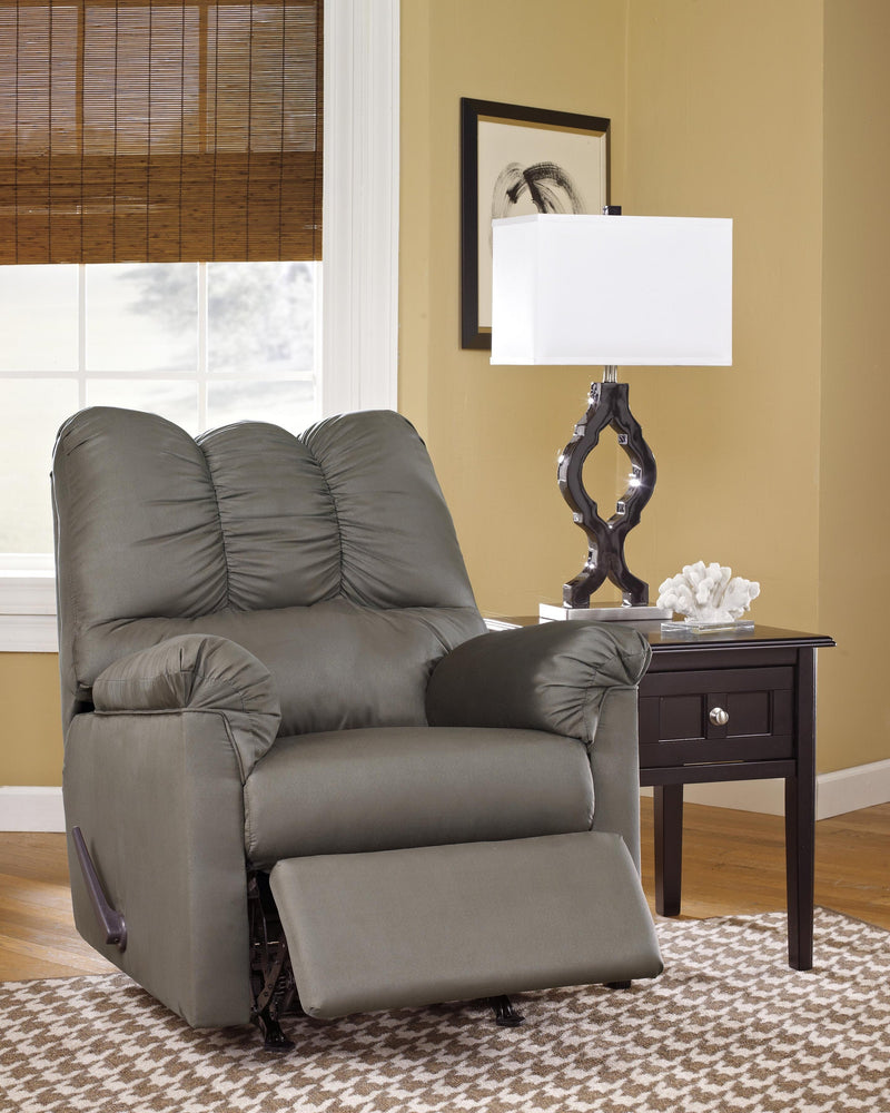 Sofá, sofá de dos plazas y sillón reclinable Darcy