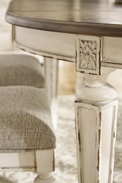 Mesa de comedor y 6 sillas Realyn